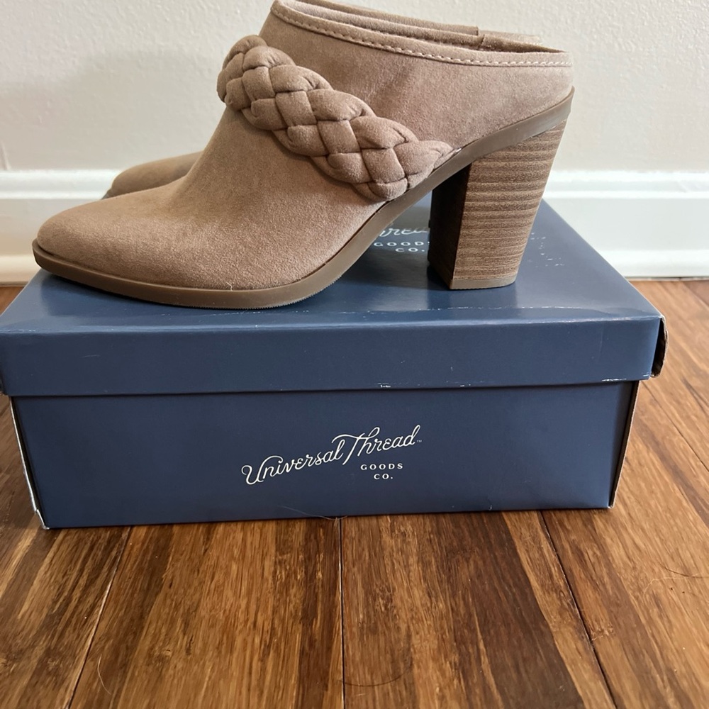 Universal Thread Women's Braided Mule - Taupe size 6. NEW